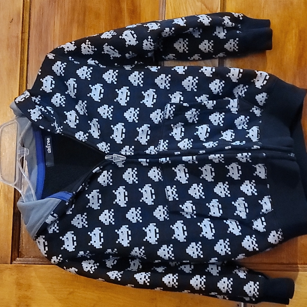 Unfree size 6 black